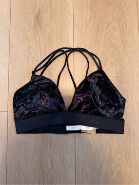 PINK Victoria's Secret Black Crushed Velvet Strappy Bralette